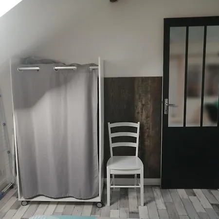 Climatise Avec Parking Prive Gratuit Apartmán