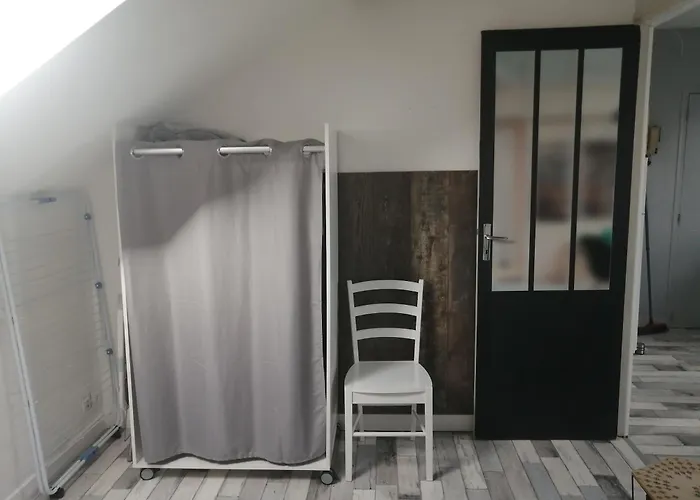 Climatisé Avec Parking Privé Gratuit Appartamento